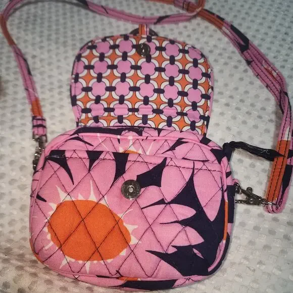 VERA BRADLEY EUC LITTLE HIP CROSSBODY BAG - Picture 3 of 6